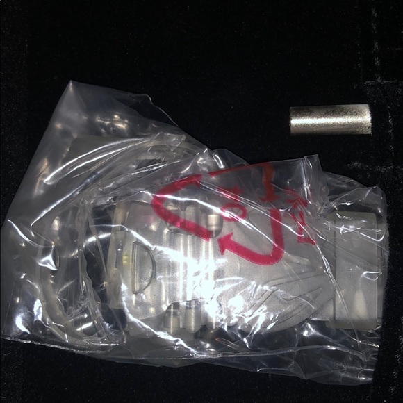 Romero Britto TechnoMarine Watch NIB - Picture 3 of 4